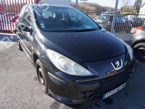 Błotnik przedni lewy PEUGEOT 307 (3A/C) 1.6 HDi 110 | BP18178001C41