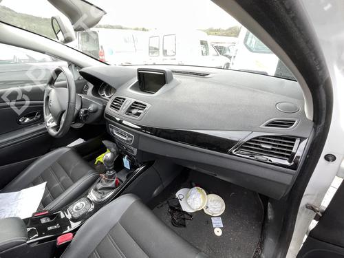 Used Dashboard Dashboard RENAULT MEGANE III Coupe (DZ0/1_) 1.6 dCi (DZ00, DZ12, DZ2A, DZ13) (130 hp) 33235162 33235162