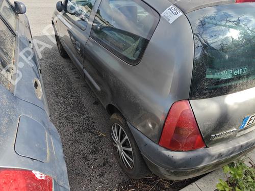 Left headlight RENAULT CLIO II Hatchback Van (SB0/1/2_) 1.9 D (SB0R) | BP27380030C28 - Image 13