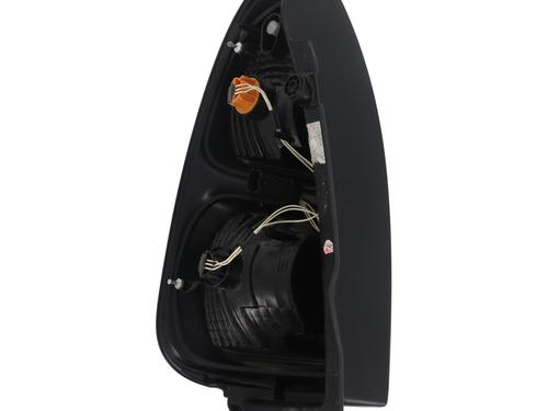 Used Right taillight Right taillight CITROËN C3 Picasso (SH_) 1.6 HDi (90 hp) 31966212 31966212