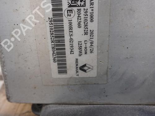 Used Battery RENAULT CLIO V (B7_) 1.6 E-TECH 140 (B7MU) (140 hp) 21081059