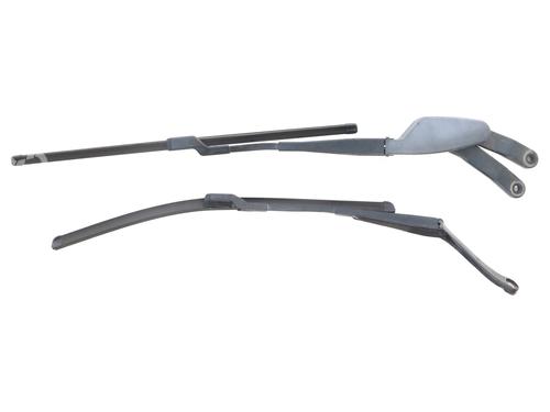 Used Front windshield wiper arm MERCEDES-BENZ C-CLASS Coupe (C204) C 63 AMG (204.377) (457 hp) 30518910