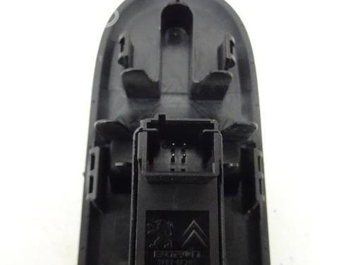Right front window switch PEUGEOT 5008 (0U_, 0E_) 1.6 HDi | BP18181906I26 