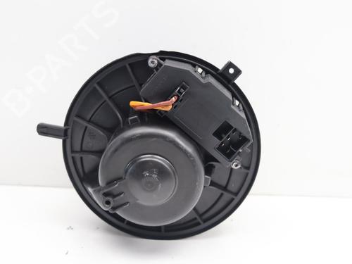 Used Heater blower motor Heater blower motor VW GOLF V (1K1) 2.0 TDI 16V (140 hp) 18179943 18179943