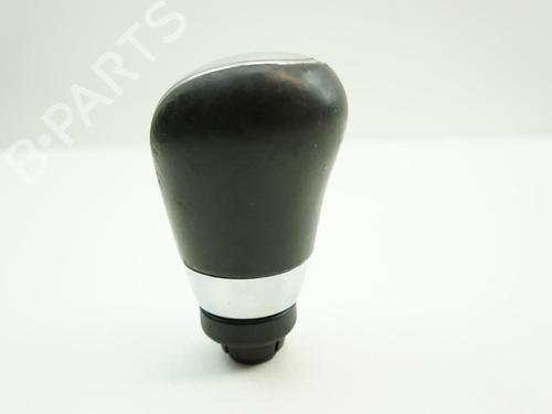Used Shift knob Shift knob FORD FIESTA VI (CB1, CCN) 1.6 TDCi (90 hp) 18196513 18196513