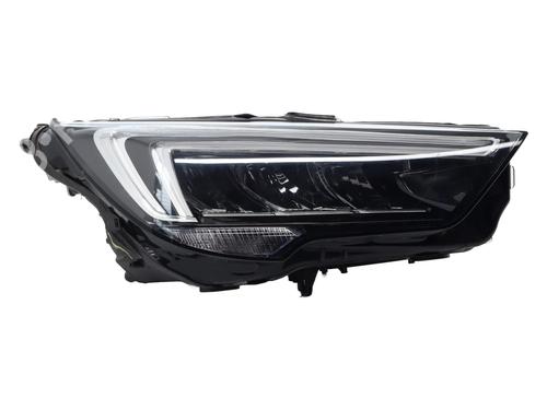 Used Right headlight OPEL CROSSLAND X / CROSSLAND (P17, P2QO) 1.2 (75) (131 hp) 23843604