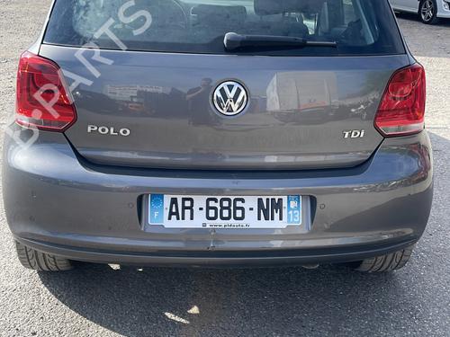 Brugte VW POLO V (6R1, 6C1) 1.6 TDI (90 hp) 4284537