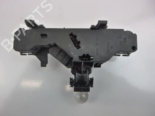 Used Lamp holder Lamp holder VW POLO III (6N1) 60 1.4 (60 hp) 18186069 18186069