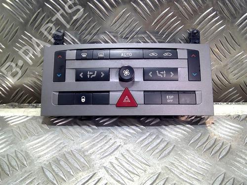 Used Climate control PEUGEOT 407 (6D_) 2.0 HDi 135 (6DRHRH, 6DRHRE, 6DRHRG, 6DRHRJ) (136 hp) 18182707