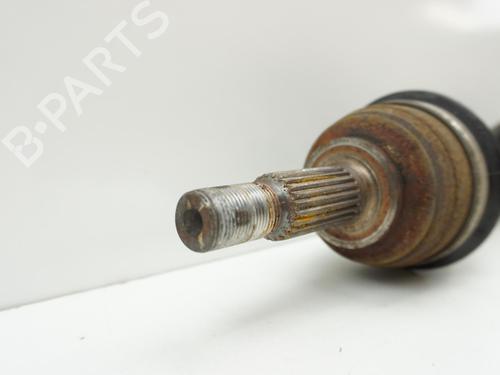 Right front driveshaft DACIA SANDERO II TCe 90 (B8M1, B8MA, B8AC) | BP18180479M39 
