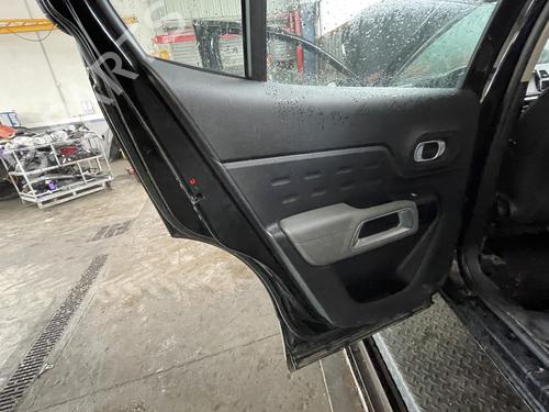 Garniture arrière gauche CITROËN C5 AIRCROSS (A_) 1.5 BlueHDi 130 (ACYHZJ, ACYHZR) (131 hp) 26131833
