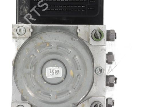 Used ABS pump RENAULT EXPRESS Box Body/MPV 1.5 Blue dCi 95 (F6AB) (95 hp) 30327442