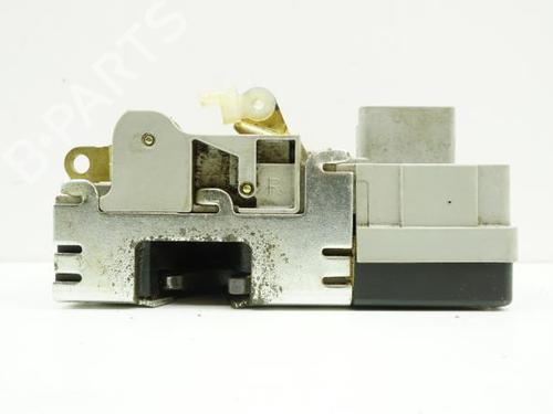 Cerradura puerta delantera derecha PEUGEOT PARTNER Box Body/MPV (5_, G_) 1.6 HDi 75 (75 hp) 18181971