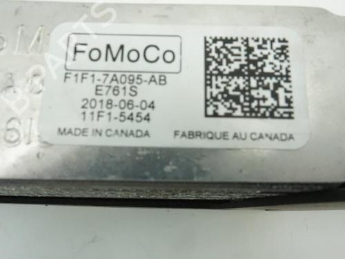 Used Oil radiator FORD FOCUS III Turnier 2.0 TDCi (150 hp) 18185874