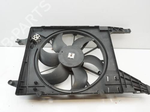 Used Radiator fan DACIA LOGAN MCV (KS_) 1.6 16V (KS0L, KS0M, KS0P, KS1S) (105 hp) 18182310