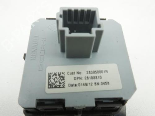 Used Switch RENAULT SCÉNIC III (JZ0/1_) 1.5 dCi (110 hp) 22071980