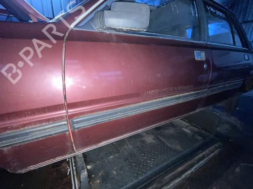 Used Left front door Left front door PEUGEOT 505 (551A) 2.5 Turbo Diesel (90 hp) 31115104 31115104