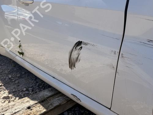 Used Right front door Right front door 39489021 39489021