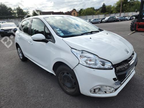 Radio PEUGEOT 208 I (CA_, CC_) 1.5 BlueHDI 100 | BP30408733E6