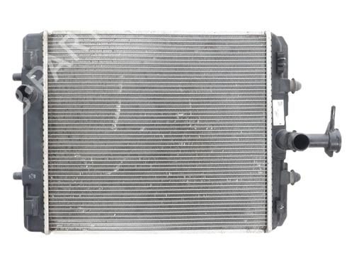 water-radiator-toyota-aygo-_b4_-2014-39762437 main image