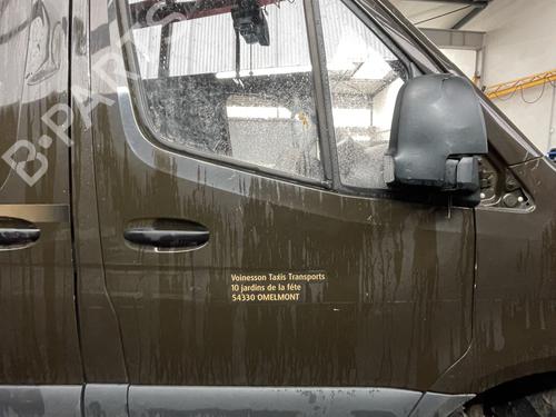 Used Right front door Right front door MERCEDES-BENZ SPRINTER 3-t Van (B906) [2006-2018] 33413952 33413952