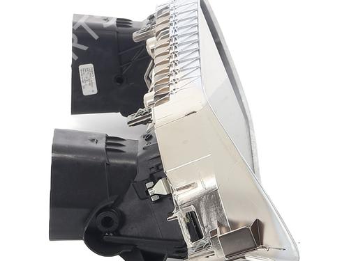 Used Display monitor Display monitor PEUGEOT 308 SW II (LC_, LJ_, LR_, LX_, L4_) 1.5 BlueHDi 100 (102 hp) 26508089 26508089