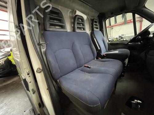 Right front seat IVECO DAILY IV Van 35C10, 35S10 | BP31096835C16 - Image 2