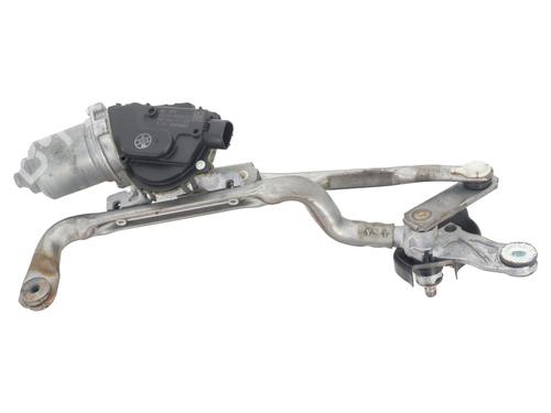 Used Front wiper motor Front wiper motor TOYOTA YARIS (_P13_) 1.3 (NSP130_, NSP130) (99 hp) 34146118 34146118