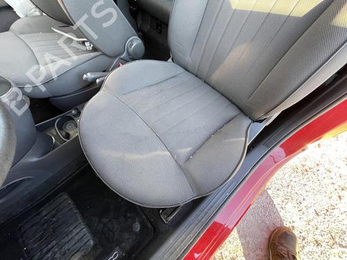 Left front seat FIAT 500 (312_) 1.2 (312AXA1A) | BP20597854C15 