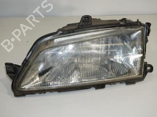 Venstre forlygte PEUGEOT 306 Hatchback (7A, 7C, N3, N5) 1.6 (89 hp) 18181981