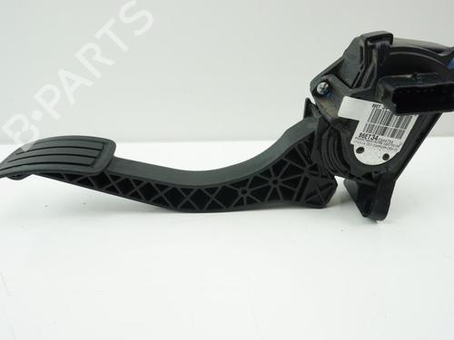 Used Pedal PEUGEOT 308 II (LB_, LP_, LW_, LH_, L3_) 1.6 HDi / BlueHDi 115 (115 hp) 18179175