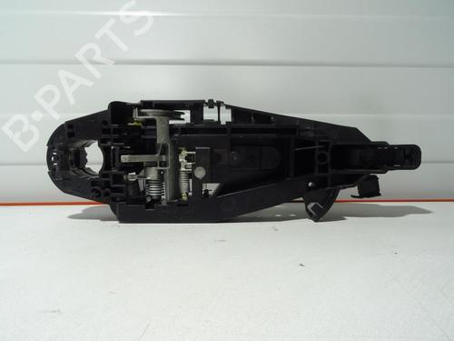 Used Front left exterior door handle Front left exterior door handle 18173951 18173951