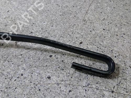 Used Front windshield wiper arm Front windshield wiper arm PORSCHE BOXSTER (986) 2.5 (204 hp) 18197557 18197557