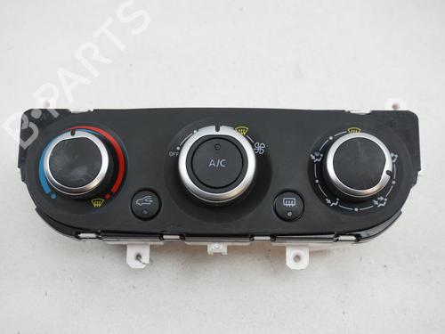 Used Climate control RENAULT CLIO IV (BH_) 0.9 TCe 90 (BHNF, BHMA, BHMH, BHJK, BHJR) (90 hp) 21264643