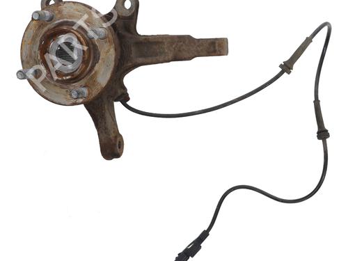 Used Left front steering knuckle NISSAN MICRA IV (K13K, K13KK) 1.2 (80 hp) 28141190