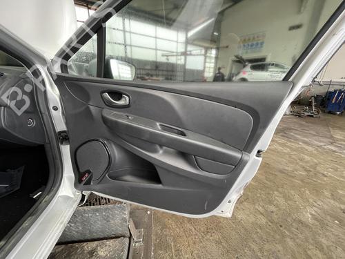 Forreste højre beklædning RENAULT CLIO IV (BH_) 1.5 dCi 75 (75 hp) 22074324