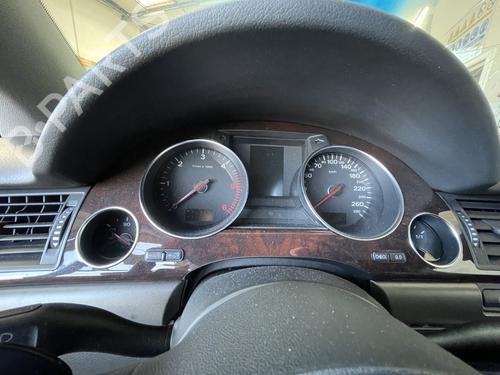 Used Instrument cluster Instrument cluster AUDI A8 D3 (4E2, 4E8) 3.0 TDI quattro (233 hp) 33235171 33235171