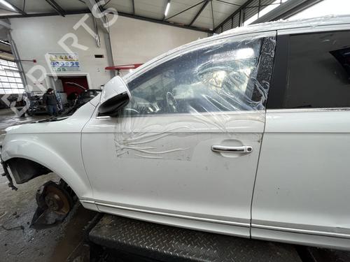 Used Left front door AUDI Q7 (4LB) 3.0 TDI quattro (240 hp) 32290639