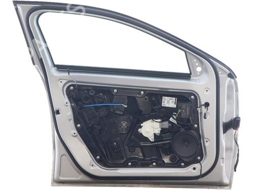Puerta delantera izquierda Puerta delantera izquierda MERCEDES-BENZ A-CLASS (W176) A 180 (176.042) (122 hp) 37482693 37482693