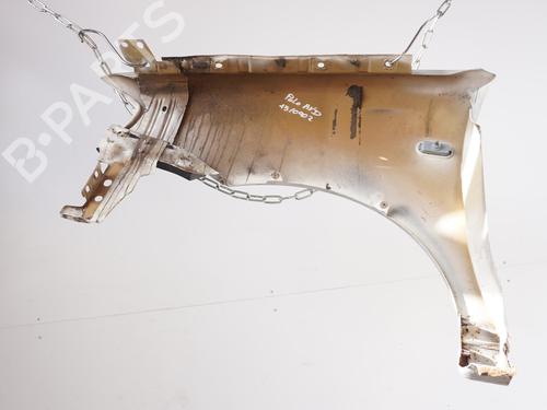 Used Right front fenders VW POLO (6N2) 1.4 (60 hp) 18180227