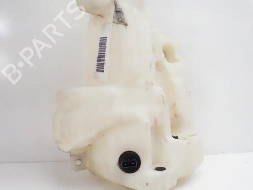 Used Windscreen washer tank Windscreen washer tank 18181367 18181367