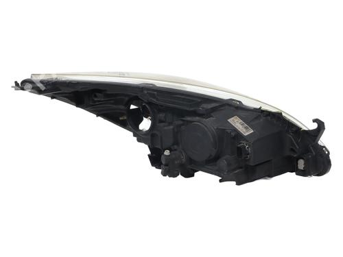 Left headlight PEUGEOT 5008 (0U_, 0E_) 2.0 HDi 150 / BlueHDi 150 | BP20180676C28 