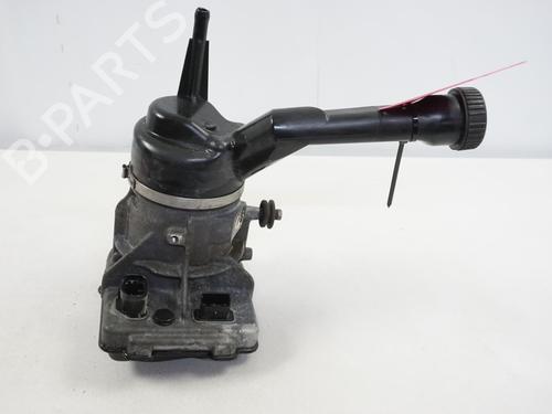 Used Steering pump PEUGEOT 308 I (4A_, 4C_) 1.6 HDi (90 hp) 22517679