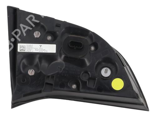 Right tailgate light TESLA MODEL Y (5YJY) EV Performance All-wheel Drive | BP37746141C80 - Image 3