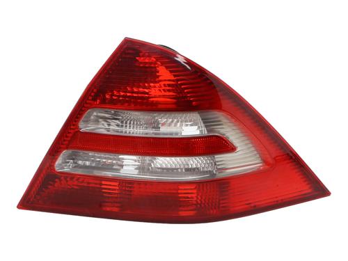 Used Right taillight MERCEDES-BENZ C-CLASS (W203) C 220 CDI (203.008) (150 hp) 23955129