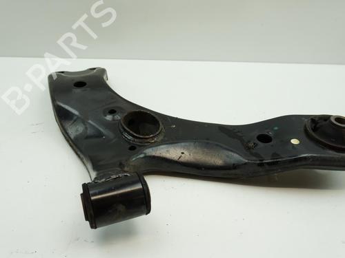 Used Right front suspension arm TOYOTA VERSO (_R2_) 2.0 D-4D (AUR20_, AUR20R) (126 hp) 18196002