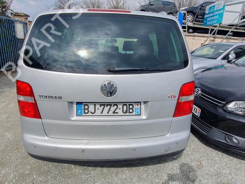 Left taillight VW TOURAN (1T1, 1T2) 2.0 TDI | BP31271937C34 