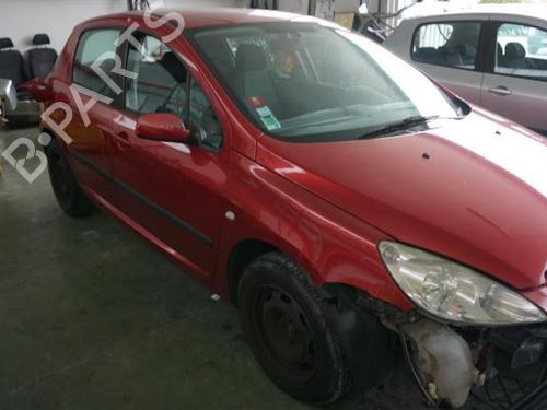 Left mirror PEUGEOT 307 (3A/C) 1.6 HDi 110 | BP21683751C26 