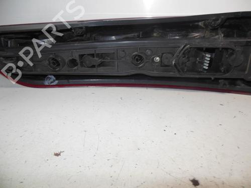 Højre baglygte OPEL MERIVA A MPV (X03) 1.7 CDTI (E75) (100 hp) 18179535