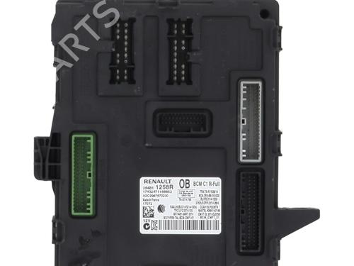 Boîte à Fusibles RENAULT MEGANE IV Hatchback (B9A/M/N_) 1.5 dCi 110 (B9A3) (110 hp) 29262030